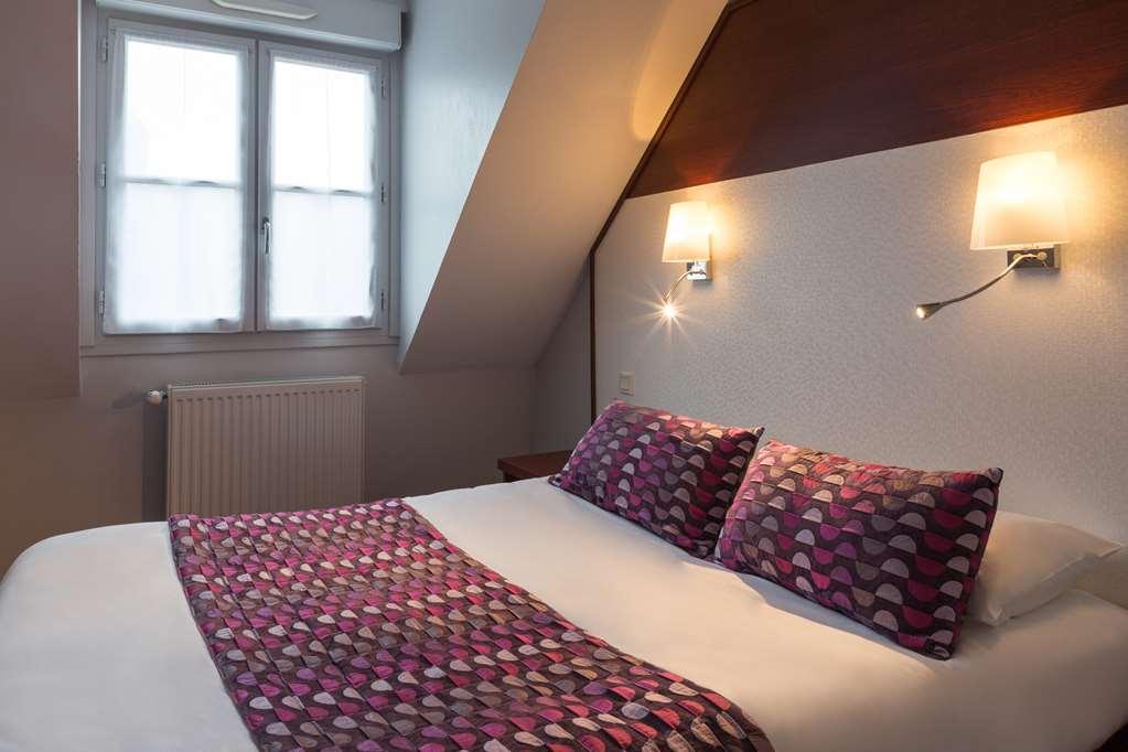 The Originals Boutique, Hotel Le Lion D'Or, Fougeres Ouest Maen Roch Zimmer foto