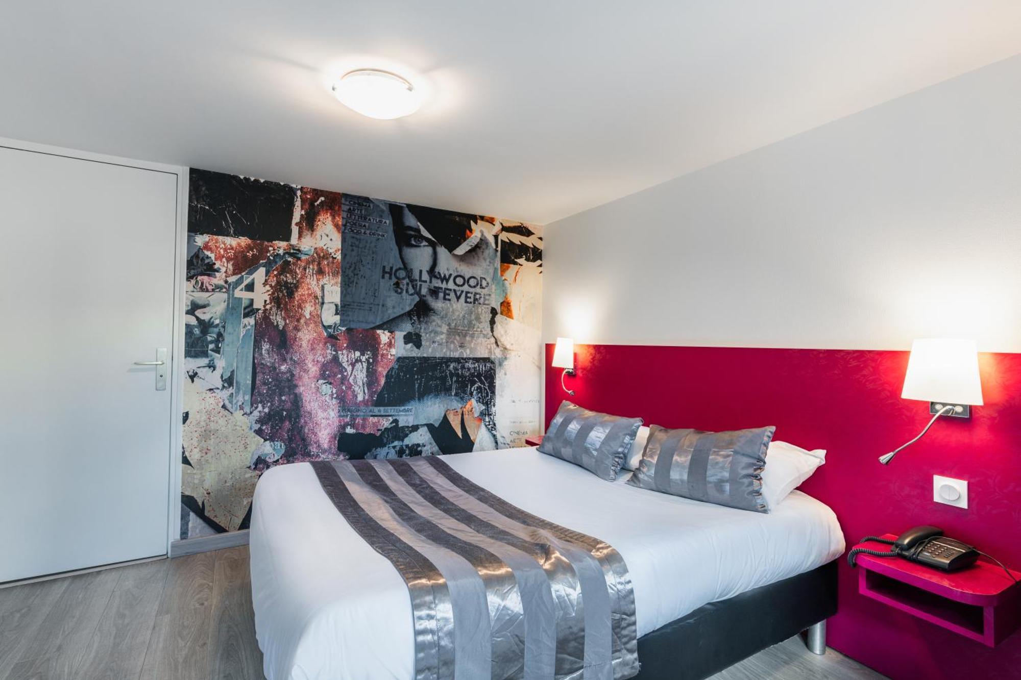 The Originals Boutique, Hotel Le Lion D'Or, Fougeres Ouest Maen Roch Exterior foto